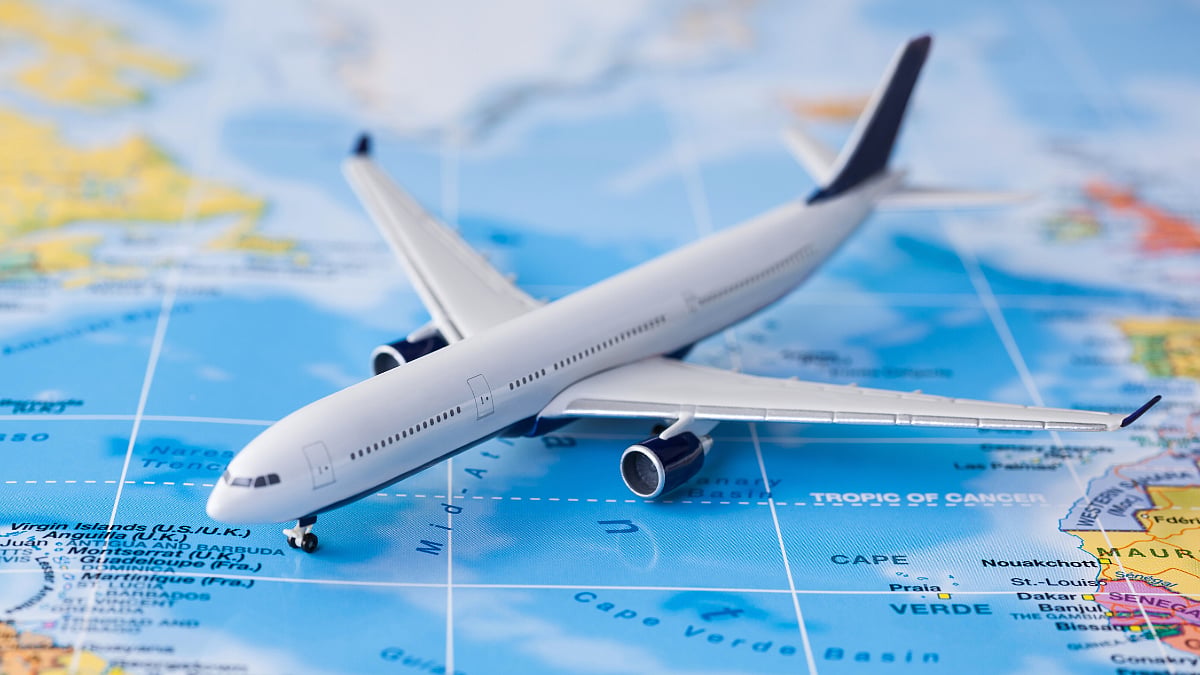 The Economist: Passport shopping, tax havens and a whole industry built around billionaire flight