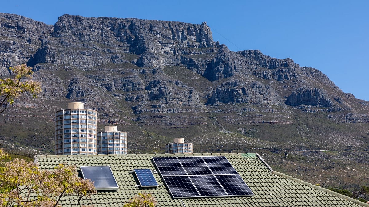 Rooftop solar boom pushes South Africa toward a new energy era
